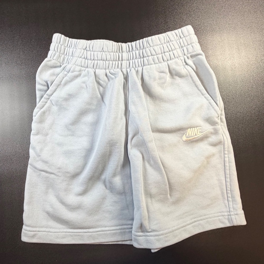 Nike Kids Fleece Shorts Light Blue Sportswear Elastic Waist Pockets Size M J10
